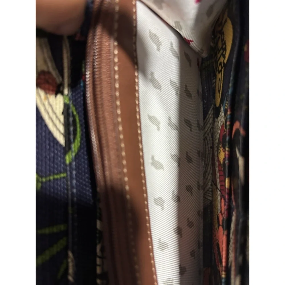 Sakroots Artist Circle Zip Around Wallet Peace Floral Blue Vegan Wallet